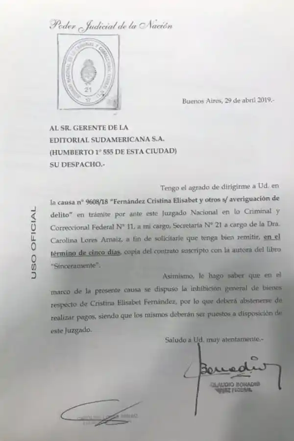 Bonadío quiere embargar lo recaudado por el libro de Cristina Kirchner
