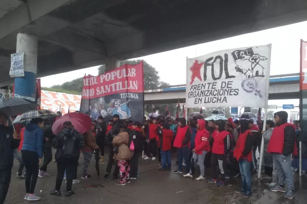 Por el paro, protestan y cortan calles en varios puntos de la provincia