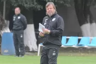 Zielinski definió al volante que reemplazará a Favio Álvarez ante Talleres