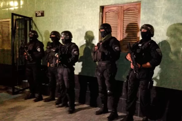 Villa 9 de Julio: un megaoperativo policial golpeó al clan Carrión