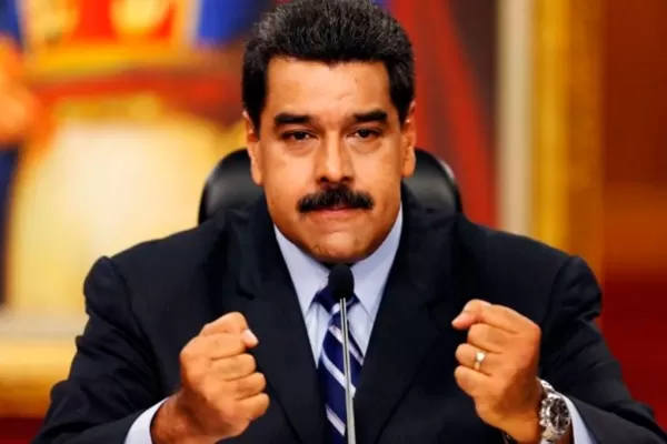 “Ha llegado la hora de combatir”, afirma Maduro