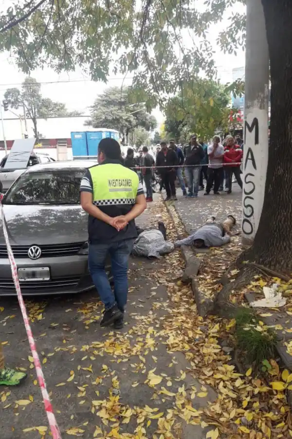 Alerta por ladrones que usan inhibidores de alarma para robar en zonas de bancos y comercios