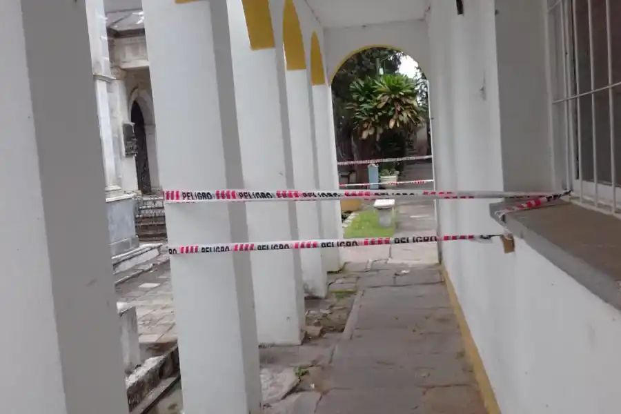 Preocupación por las condiciones edilicias del Cementerio del Oeste