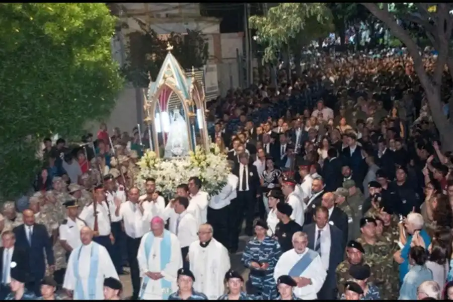 Esta tarde llega a Famaillá la imagen de la Virgen del Valle de Catamarca