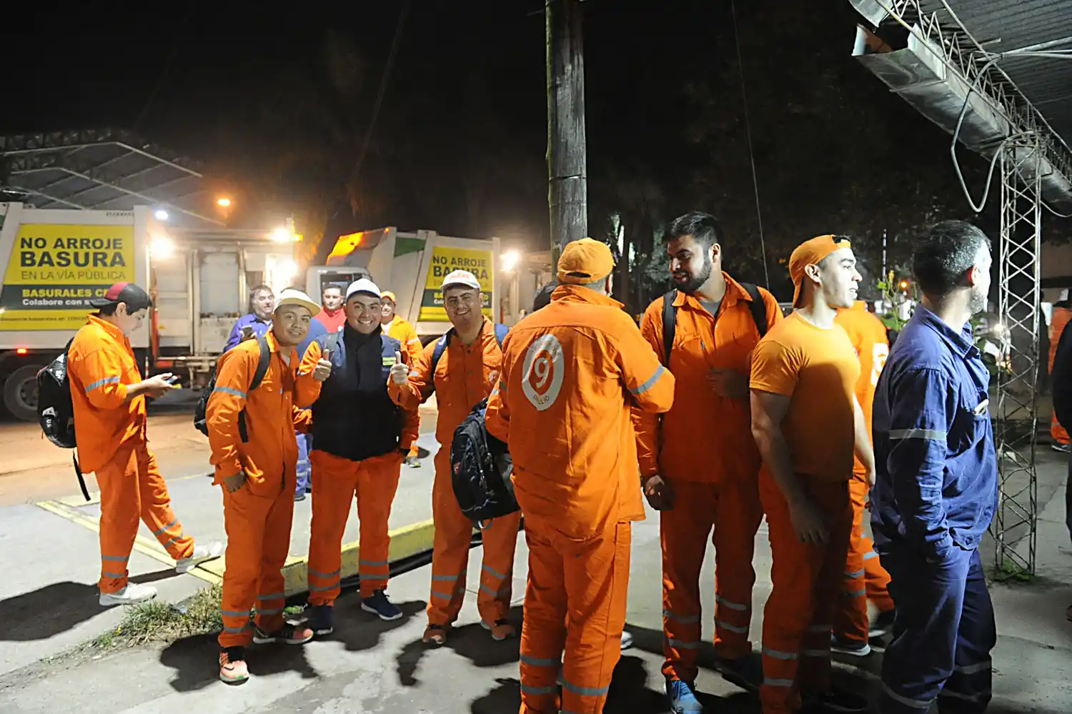 A FIRMAR. Antes de cumplir los recorridos los operarios deben retirar su hoja de ruta.