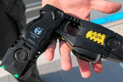 Polémica: el Gobierno habilitó a las fuerzas de seguridad para el uso de las pistolas Taser