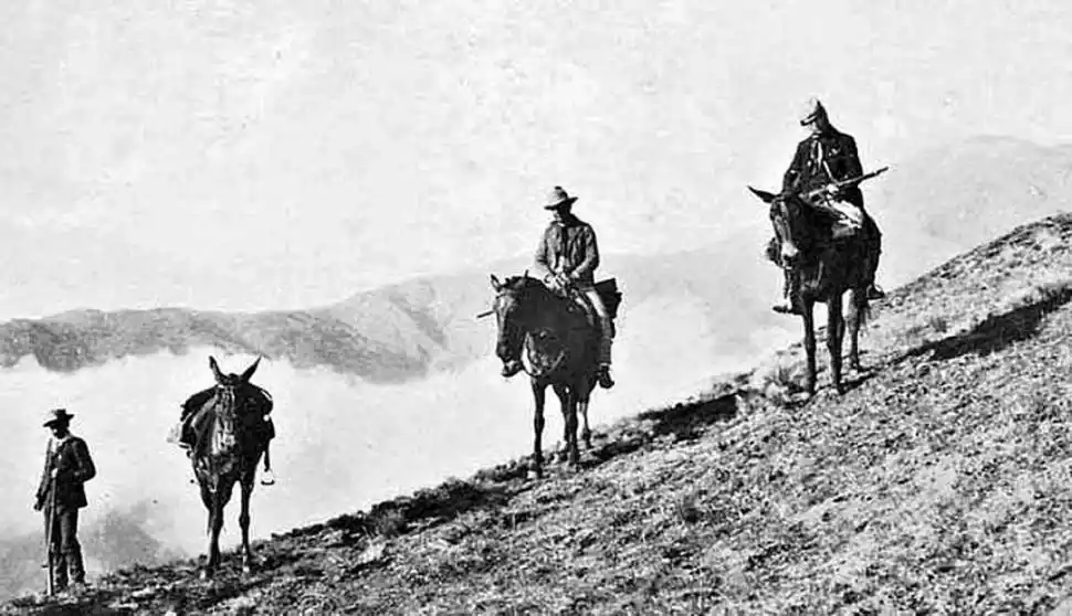 A Tafí del Valle en tren, en zorra y a caballo