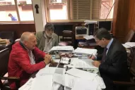 Los radicales quieren que se indague sobre si hubo “compra de voluntades”