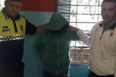 Detuvieron al hombre que una mujer acusó de robo y lo filmó en la avenida América