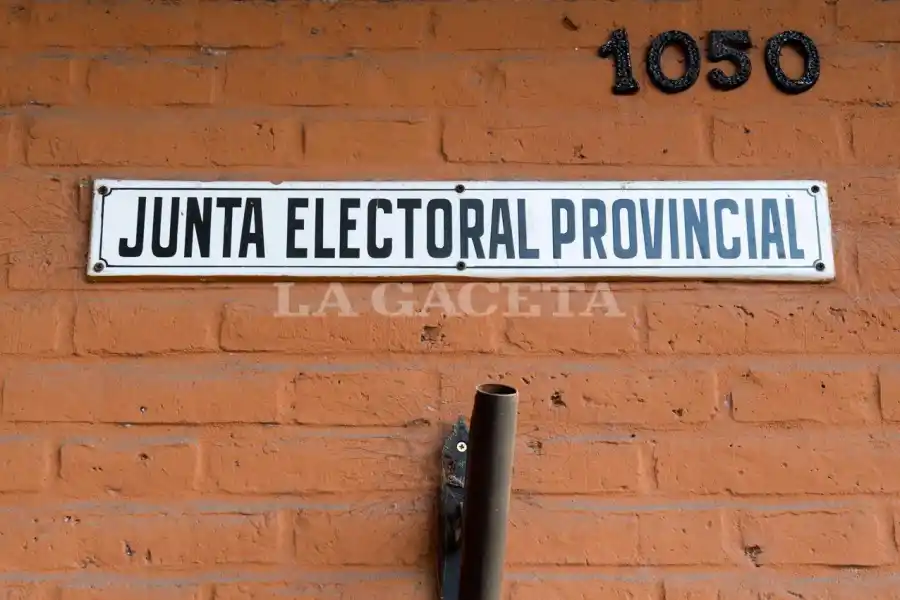 La Junta Electoral excluye a 451 votantes truchos del padrón en el interior