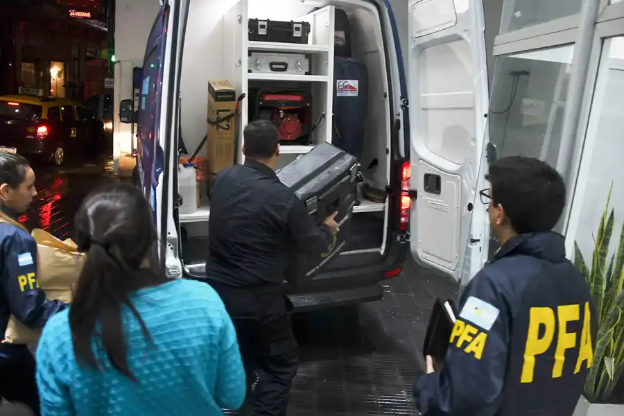 La Policía Federal había comenzado ayer con las investigaciones para dar con Fernández. TÉLAM