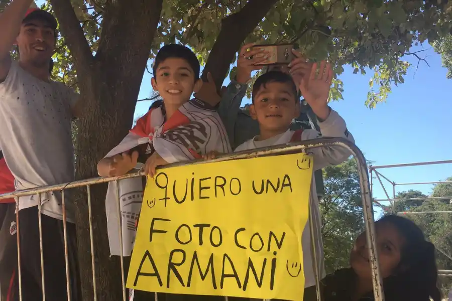 Foto tomadas de twitter.com/RiverTRIcamp35