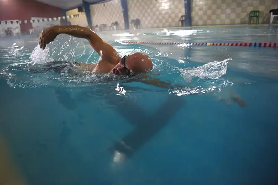 Cómo vive, piensa y entrena el tucumano que ganó la carrera más exigente del mundo
