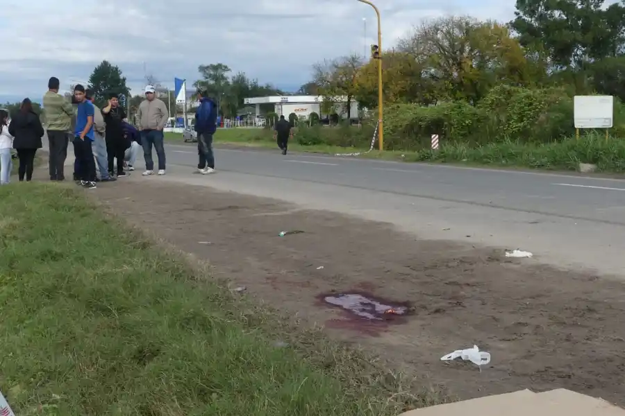 Trágico accidente en Río Seco: dos muertos y tres heridos