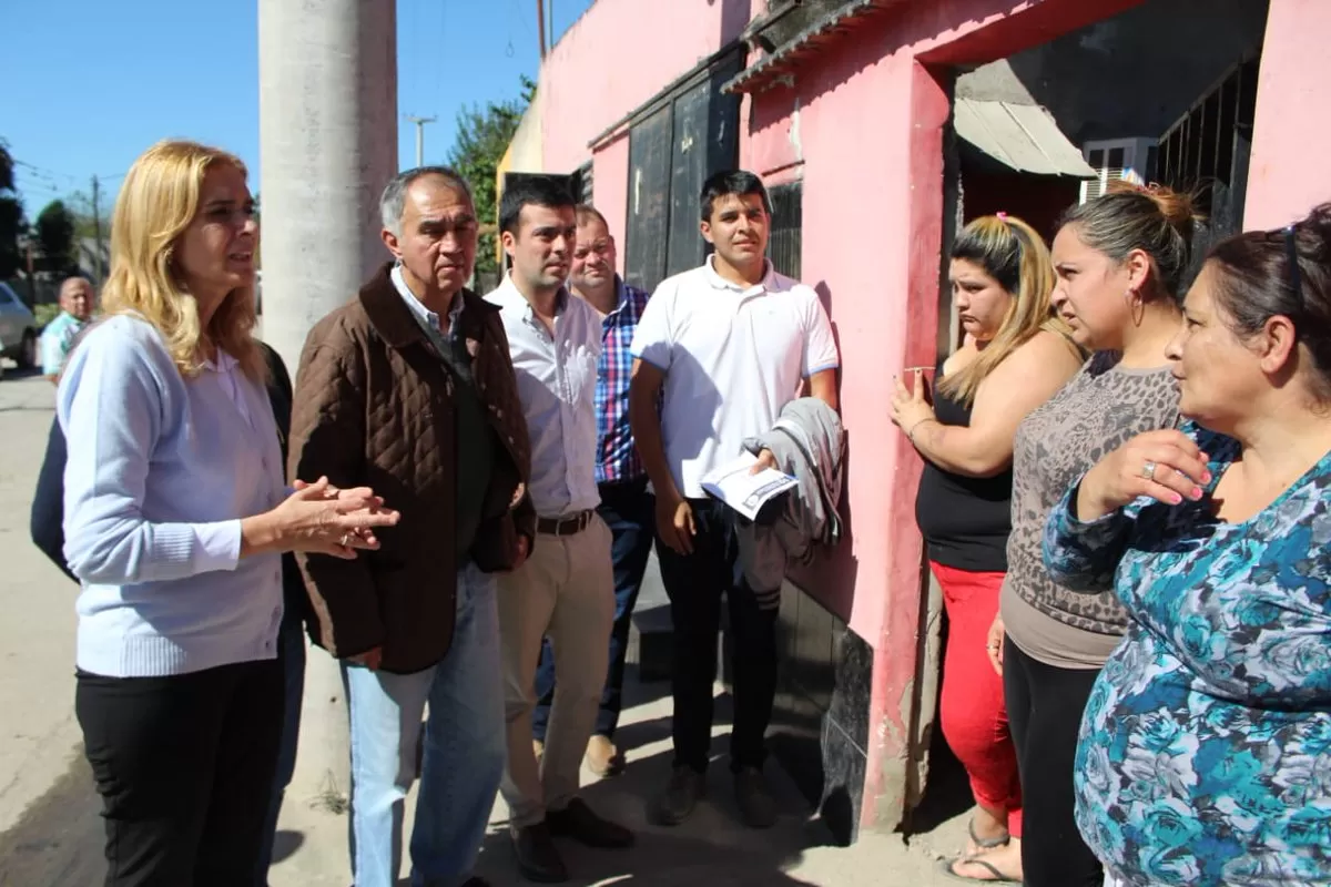 Elías de Pérez propone quitar recursos a la Legislatura para invertir en agua y cloacas