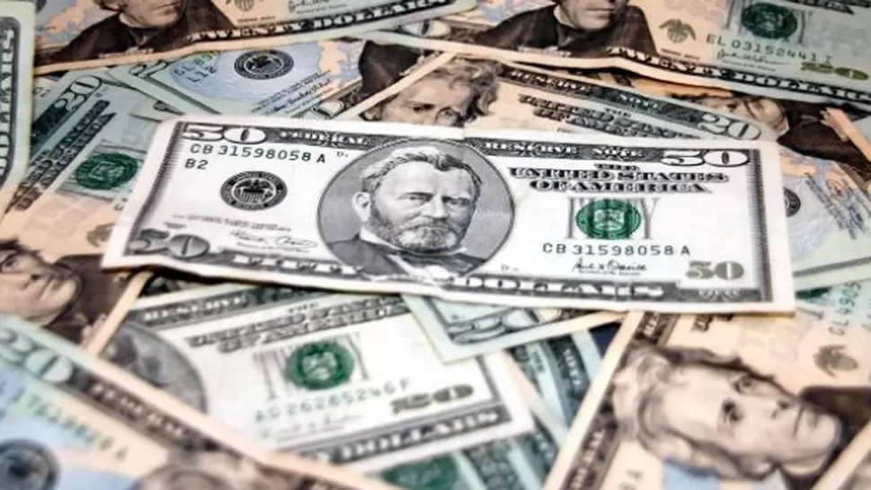El dólar trepó a $ 46,40 ante el nerviosismo por una guerra comercial entre EEUU y China