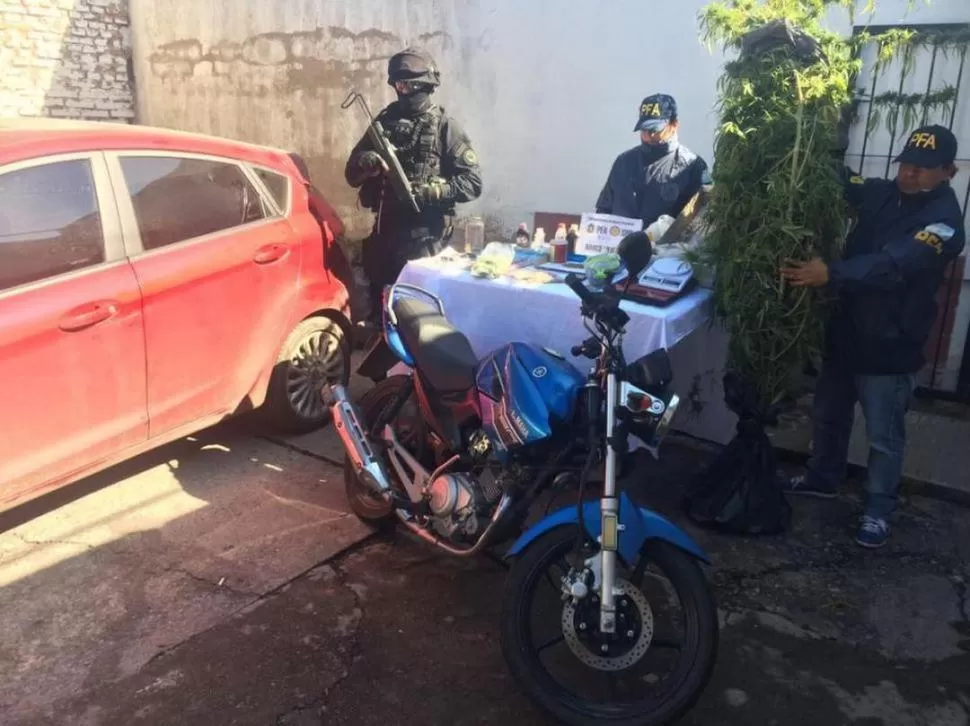 ALLANAMIENTO. En junio de 2017 “Perro Rojo” había sido detenido por presunta venta de droga de alta gama.  
