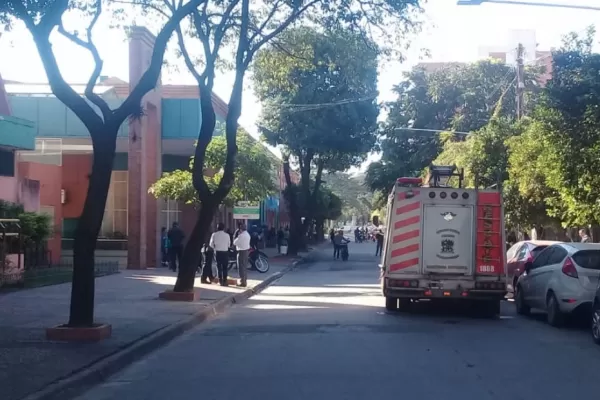 Evacuaron la casa central de EDET por una amenaza de bomba