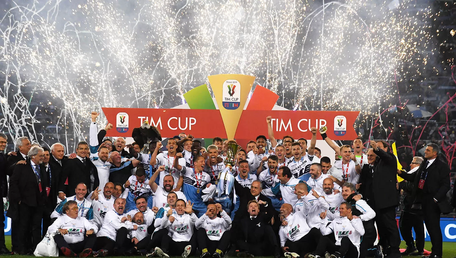 Lazio festejó en el Olímpico de Roma. (REUTERS)