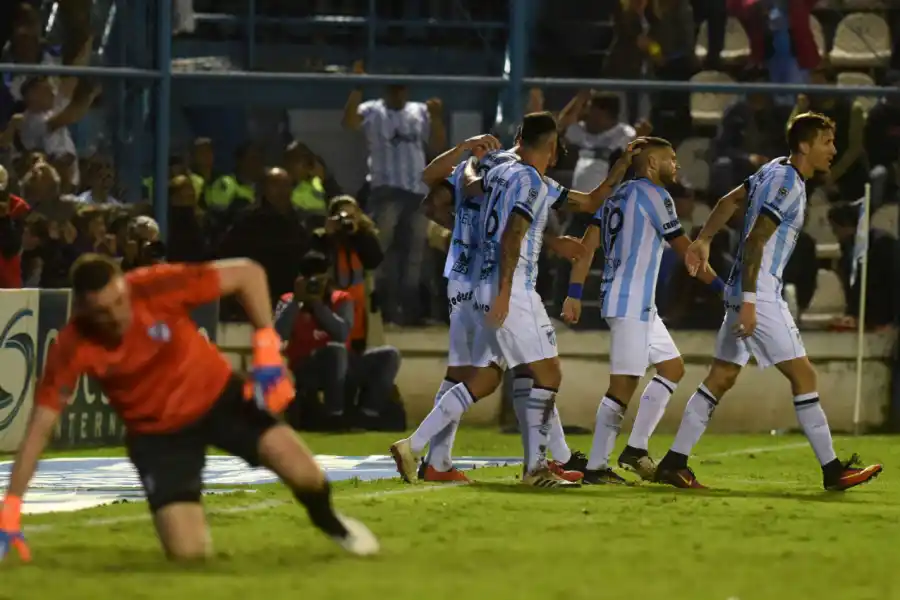 El camino de Atlético en la Copa de la Superliga: semifinalista y, sobre todo, Gigante