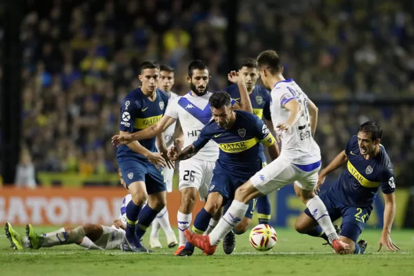 Boca venció a Vélez por penales y es semifinalista