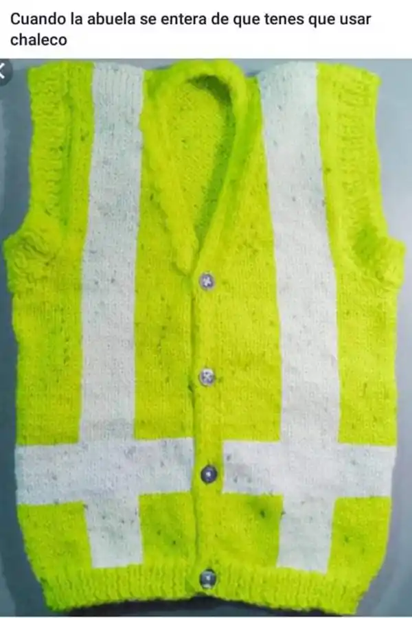 Los tucumanos se divirtieron compartiendo memes sobre los chalecos reflectivos