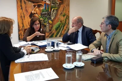 Una alperovichista citó a reunión, pero no tuvo quórum