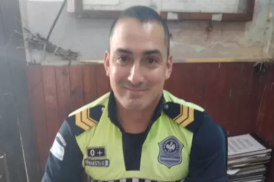 La gratificación la llevo conmigo, dijo el policía que devolvió $ 36.000 y no quiso una recompensa