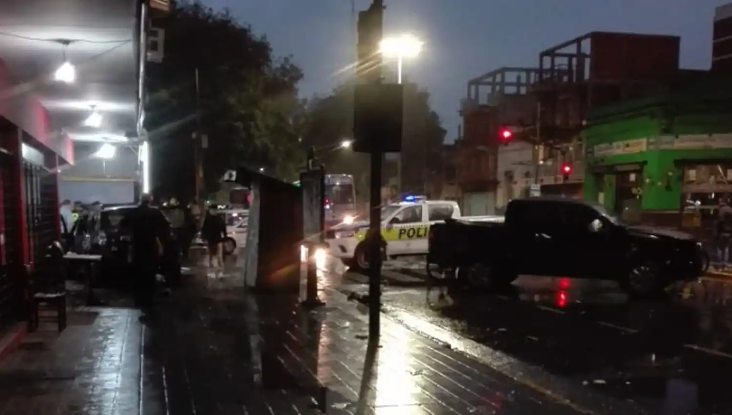 POCA VISIBILIDAD. El accidente ocurrió esta madrugada. 