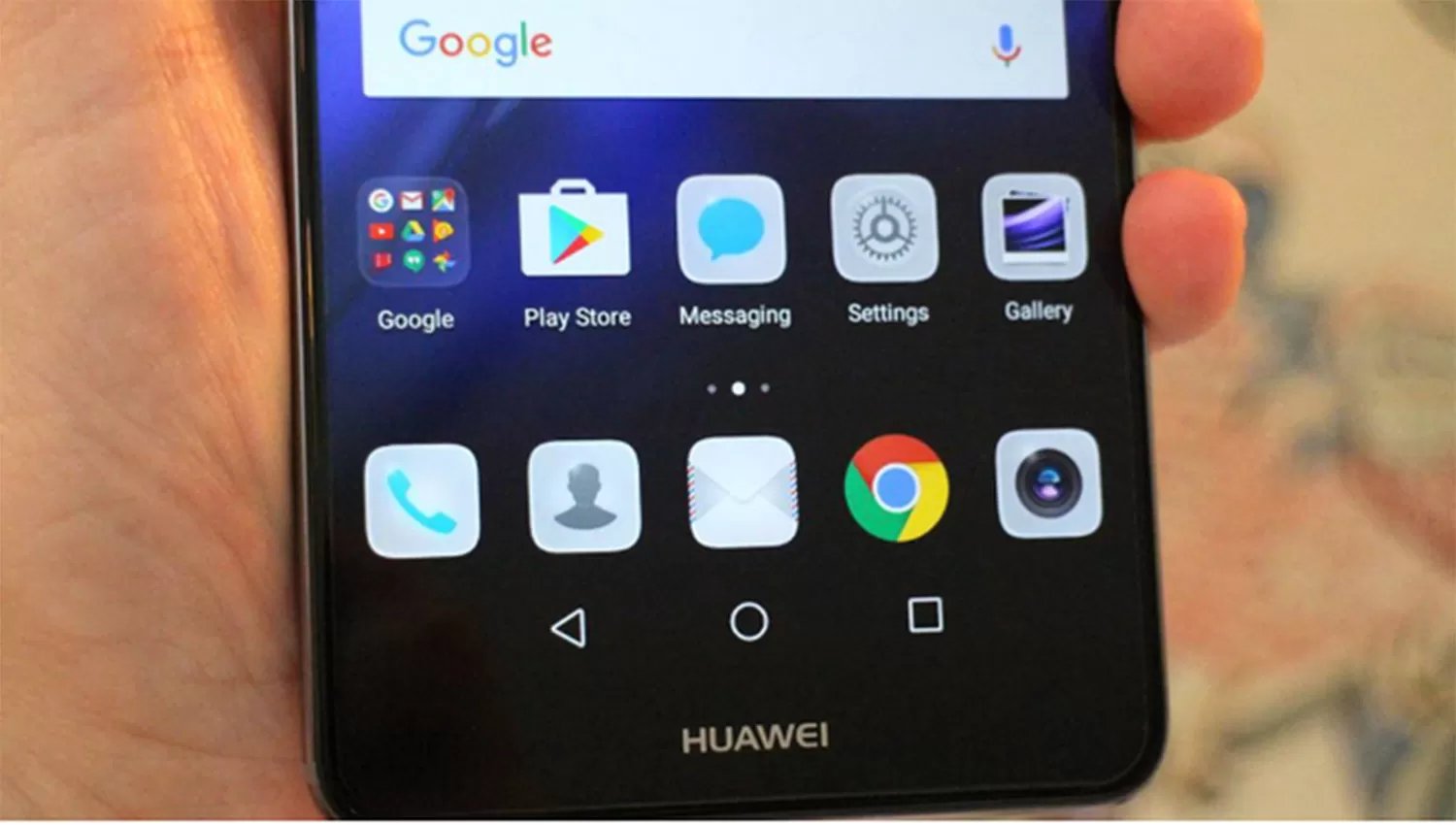 Usuarios de Huawei intentan deshacerse de sus celulares y se desploman los precios