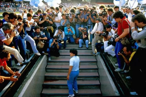 Maradona faltó al estreno del nuevo documental sobre su vida