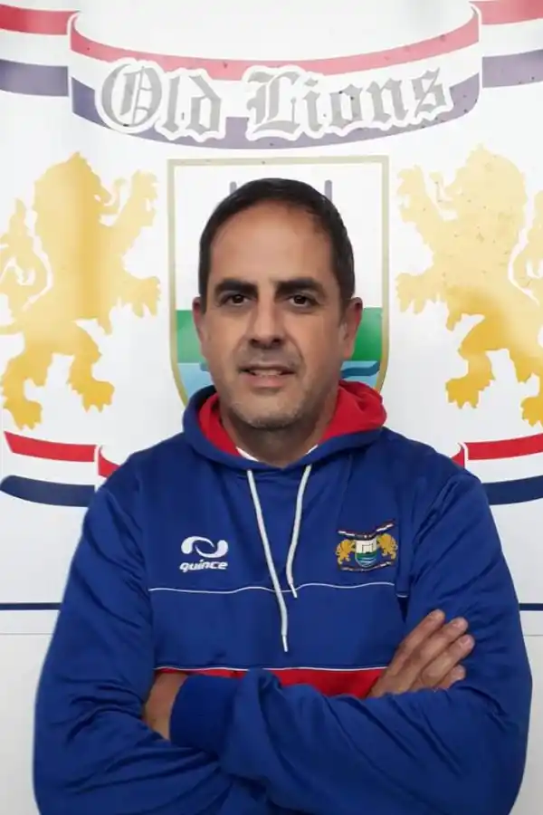 CABEZA DE LEÓN. José Molina. 