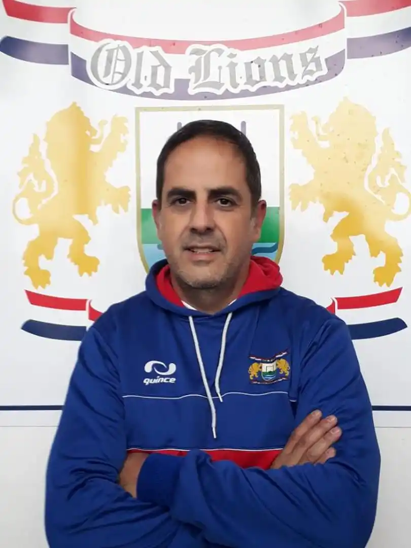 CABEZA DE LEÓN. José Molina. 