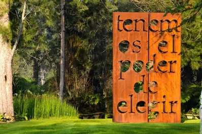 Se inaugura la maratón de la Bienal Sur