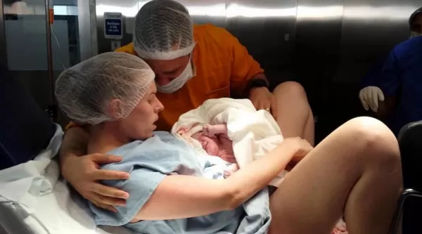 Partos respetados: en qué consiste el método natural para dar a