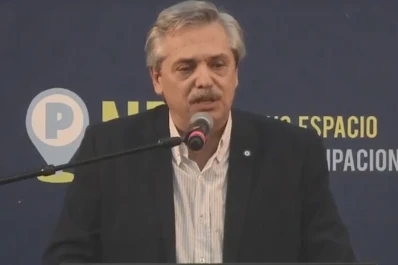 Otra vez vamos a levantar el país de las cenizas, dijo Alberto Fernández