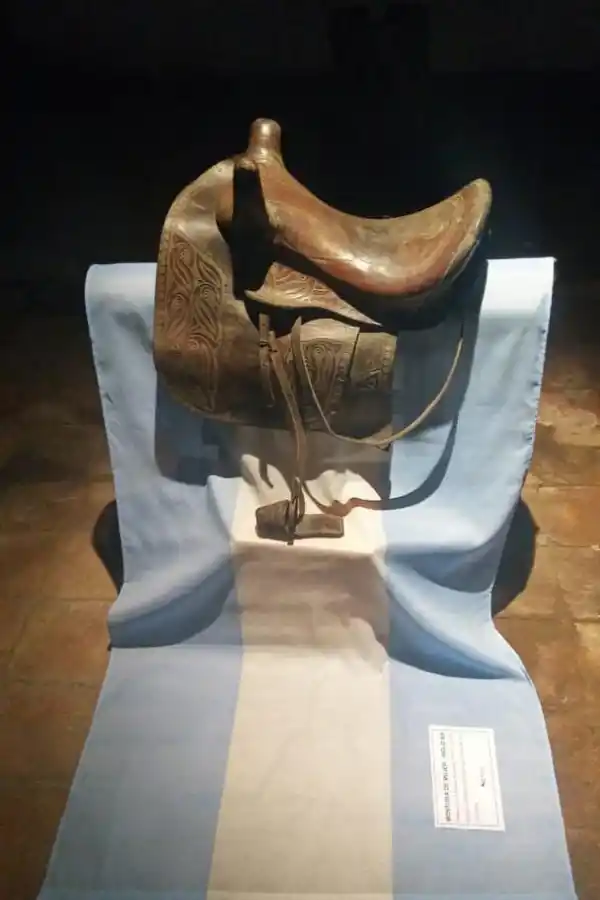 MONTURA DE MUJER. Perteneció a Tadea Alurralde.