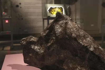 Robaron tres meteoritos de un parque provincial de Chaco