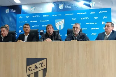 El Ruso Zielinski continúa un año más en Atlético: gracias a todos por el apoyo, dijo el DT