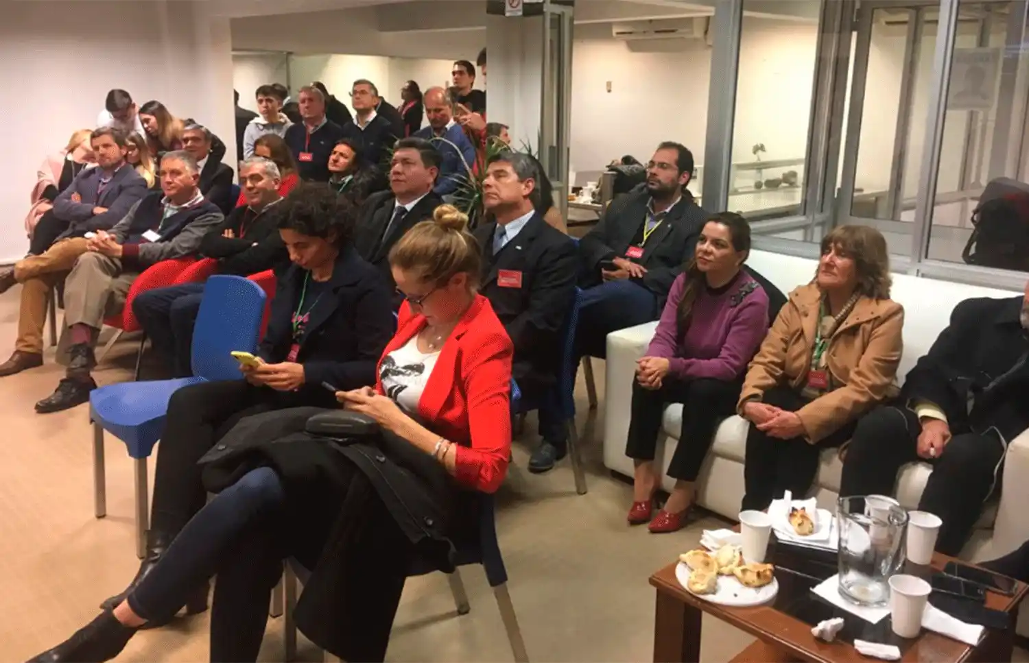 Así fue la previa del debate de los candidatos a gobernador de la provincia