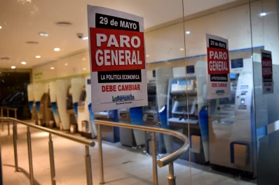 El paro es por la identificación política con la fórmula de Cristina, dice Cano