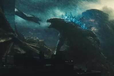 El reptil gigante más famoso, en lucha con temibles rivales