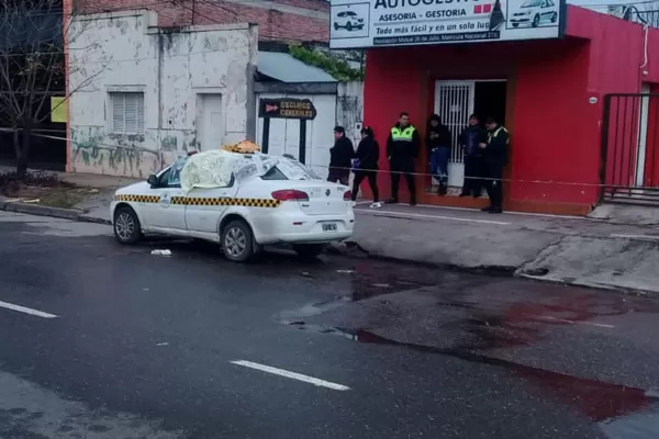 Un taxista murió mientras trabajaba y sus compañeros exigen cobertura social