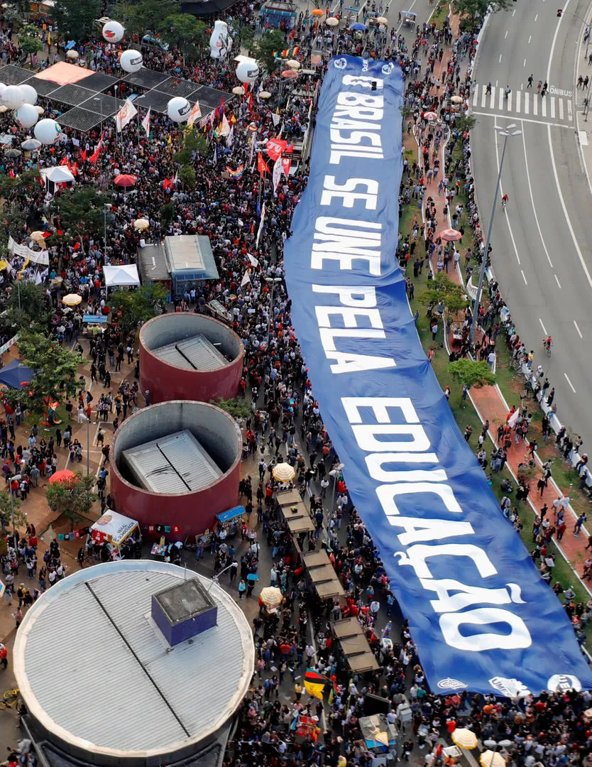 TENSIÓN. El Gobierno convocó a fuerzas de élite para controlar las marchas. Reuters