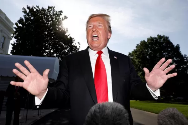 Trump “castiga” a México con aranceles