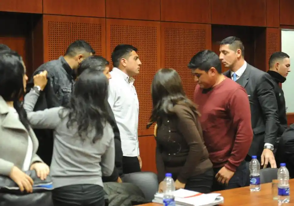 CULPABLES. Zelaya (izquierda) y Aslán (derecha) fueron condenados por el homicidio y abuso sexual. 