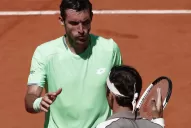 Federer derrotó a Mayer y lo eliminó de Roland Garros