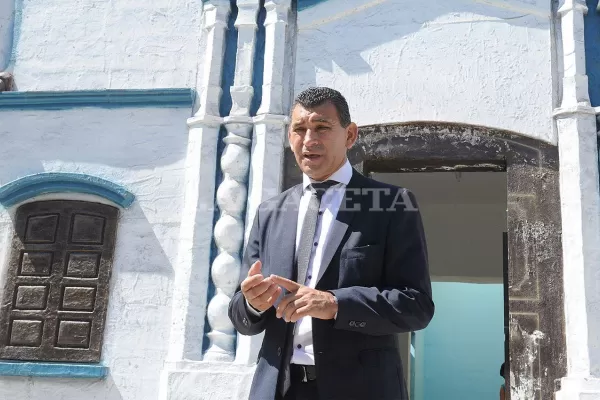 Leito: es más fácil hacerse cargo de la Municipalidad que de un club como Atlético