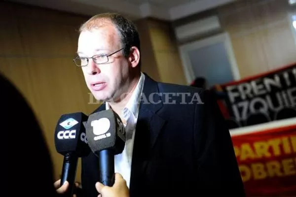 Ariel Osatinsky: “un cambio de figuritas en la Junta Electoral”