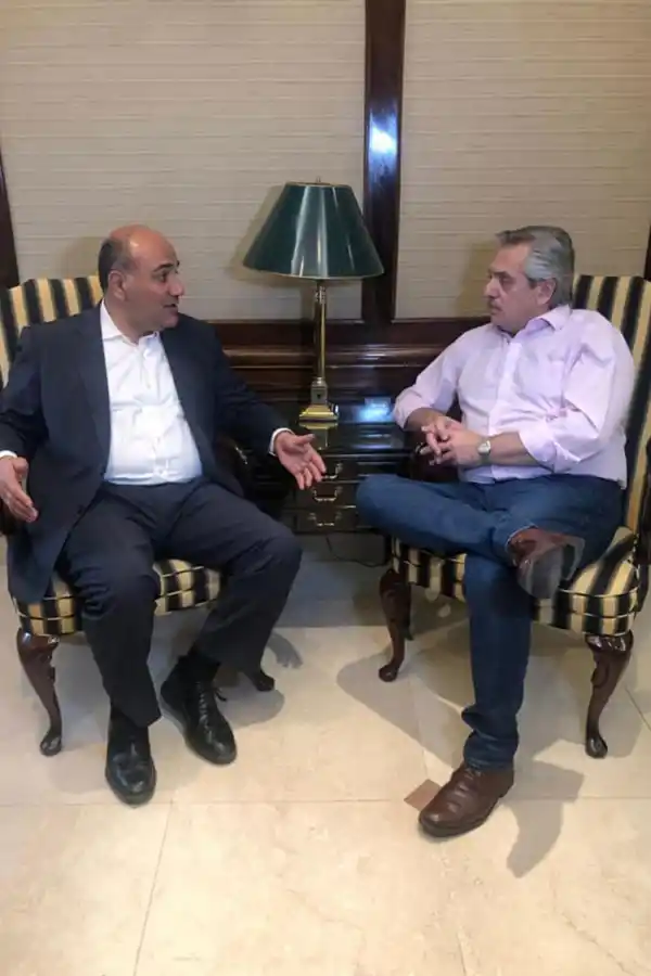 Manzur viajó a Buenos Aires para visitar a Alberto Fernández en el hospital